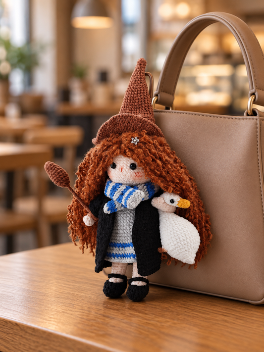 Little Witch & Pet Goose